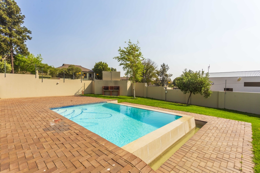 3 Bedroom Property for Sale in Broadacres Gauteng