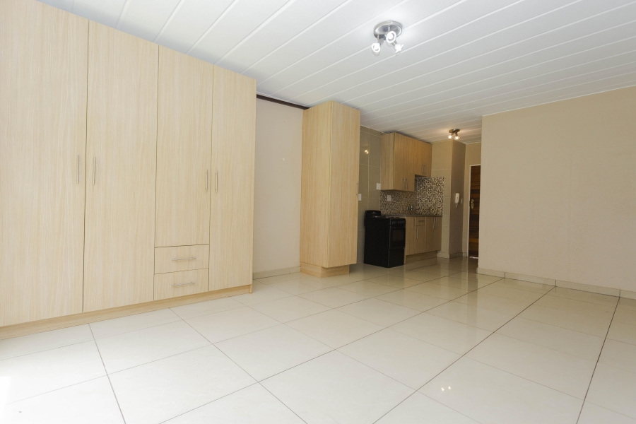 To Let 0 Bedroom Property for Rent in Melville Gauteng