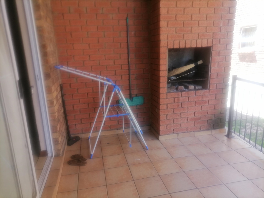 To Let 2 Bedroom Property for Rent in Halfway House Gauteng