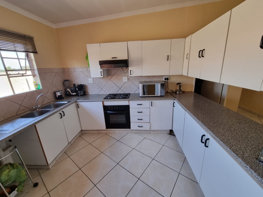 3 Bedroom Property for Sale in Liefde en Vrede Gauteng