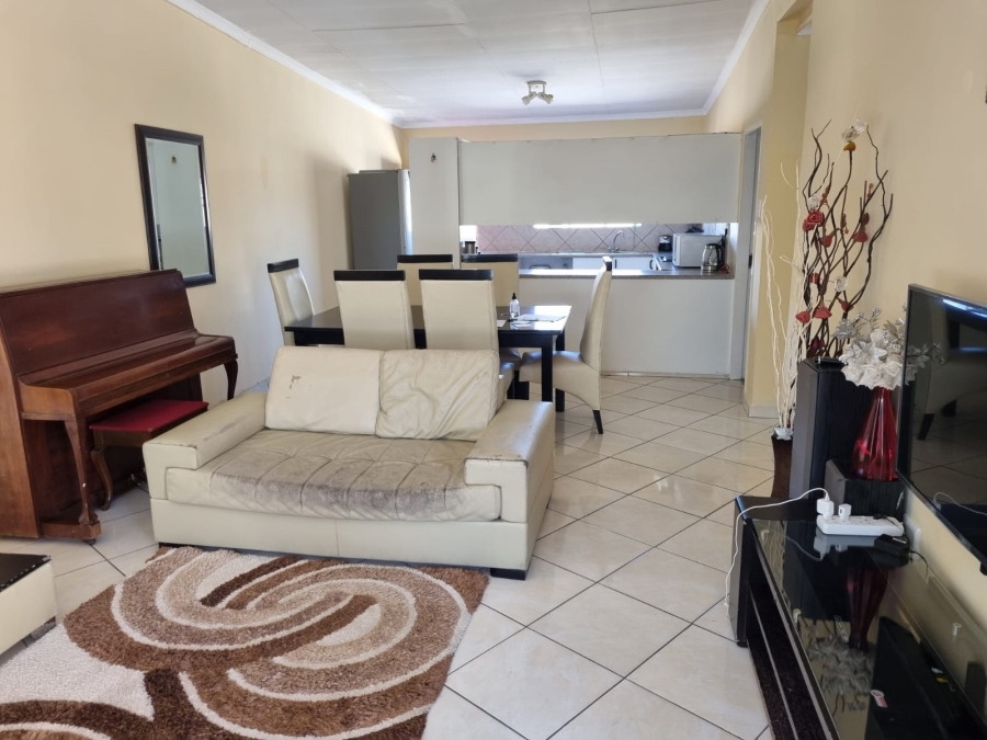 3 Bedroom Property for Sale in Liefde en Vrede Gauteng