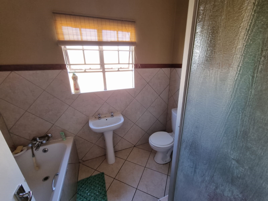 3 Bedroom Property for Sale in Liefde en Vrede Gauteng