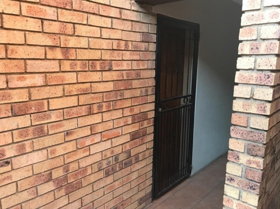 2 Bedroom Property for Sale in Northgate Gauteng