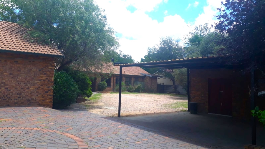 To Let 6 Bedroom Property for Rent in Rynfield Gauteng