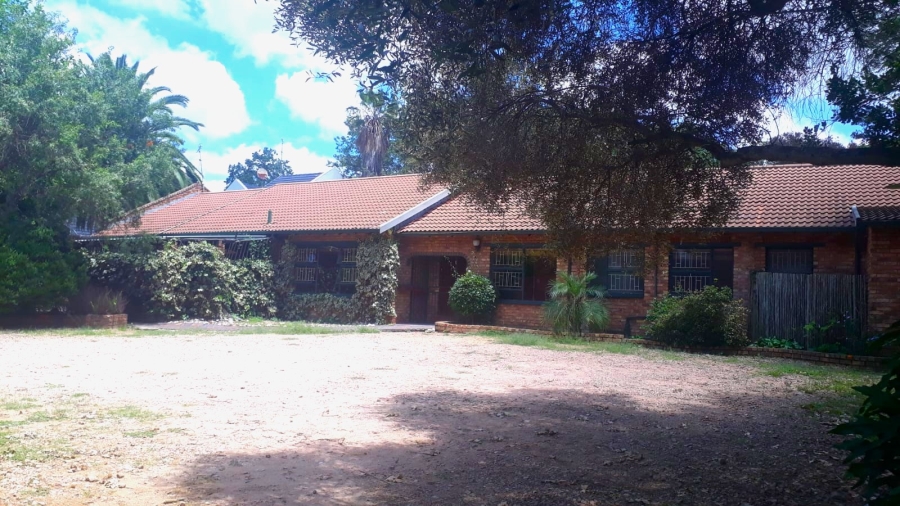 To Let 6 Bedroom Property for Rent in Rynfield Gauteng