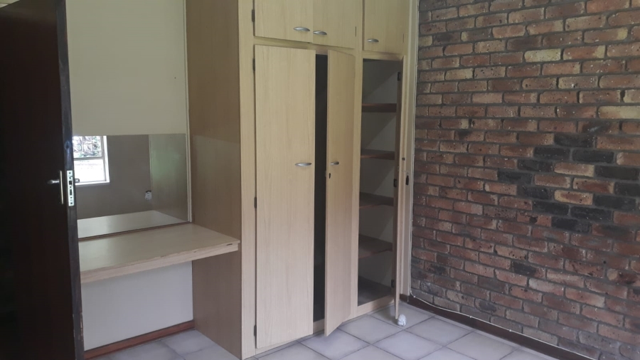 To Let 6 Bedroom Property for Rent in Rynfield Gauteng