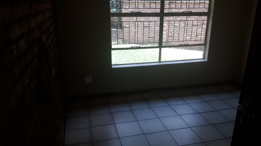 To Let 6 Bedroom Property for Rent in Rynfield Gauteng