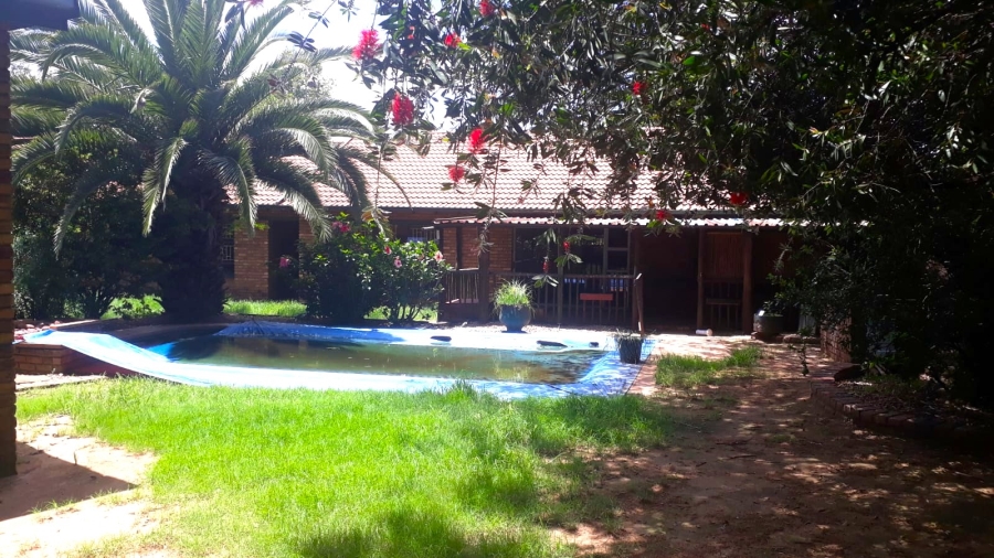 To Let 6 Bedroom Property for Rent in Rynfield Gauteng