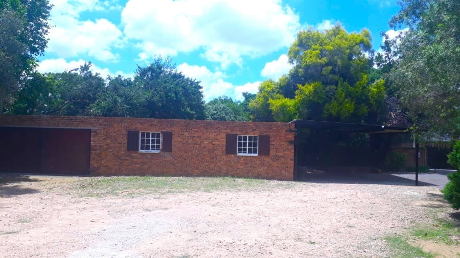 To Let 6 Bedroom Property for Rent in Rynfield Gauteng