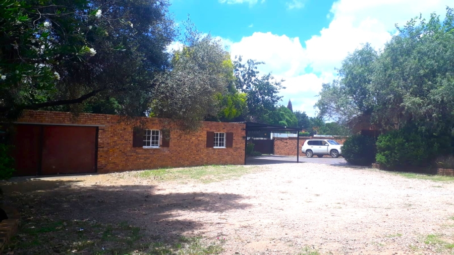 To Let 6 Bedroom Property for Rent in Rynfield Gauteng