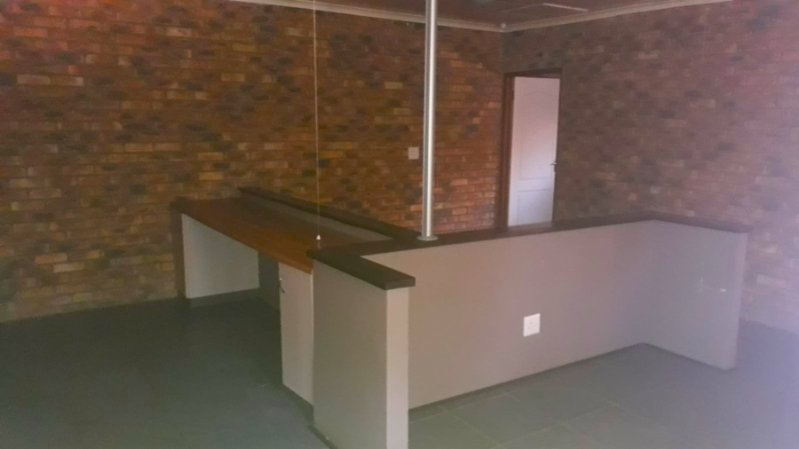 To Let 6 Bedroom Property for Rent in Rynfield Gauteng