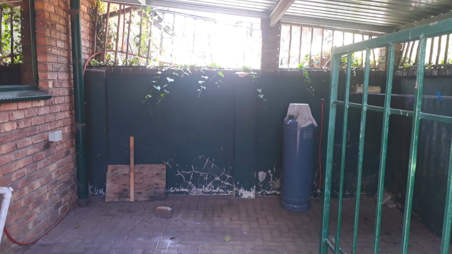 To Let 6 Bedroom Property for Rent in Rynfield Gauteng