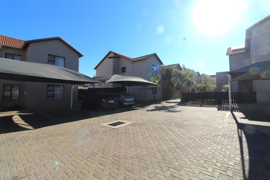 2 Bedroom Property for Sale in Brentwood Park Gauteng