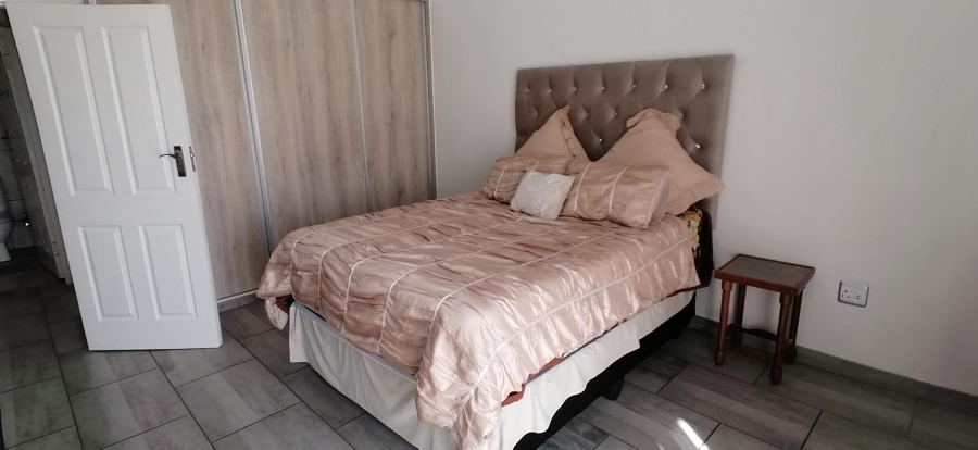 2 Bedroom Property for Sale in Benoni Central Gauteng