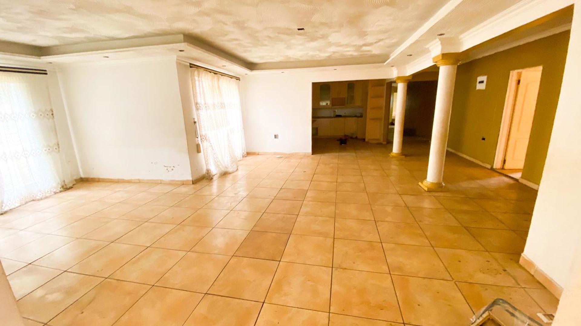 5 Bedroom Property for Sale in Leachville Ext 2 Gauteng