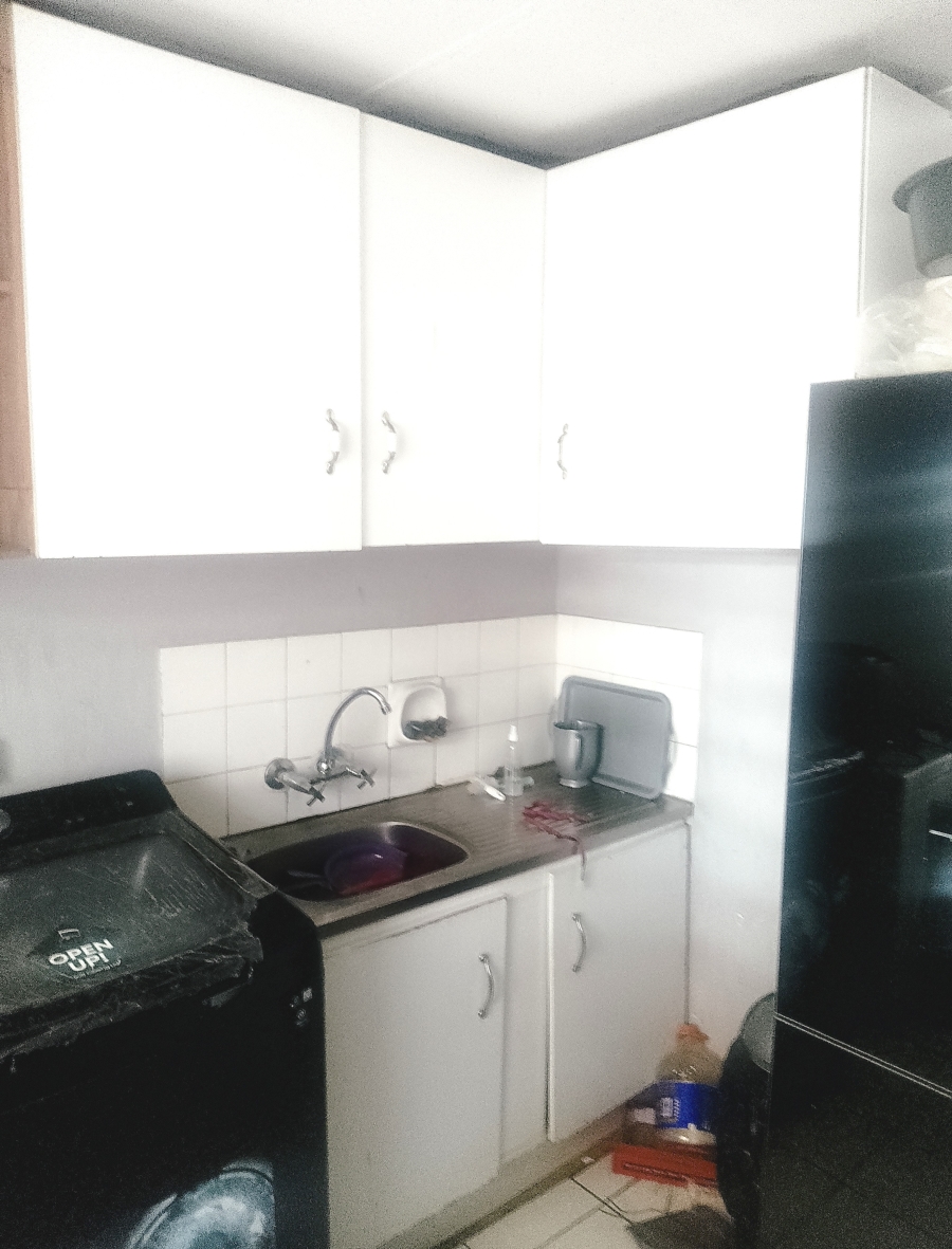 3 Bedroom Property for Sale in Likole Gauteng