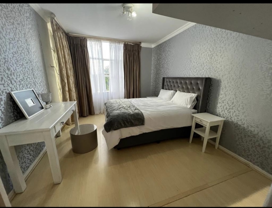 2 Bedroom Property for Sale in Sandton Central Gauteng