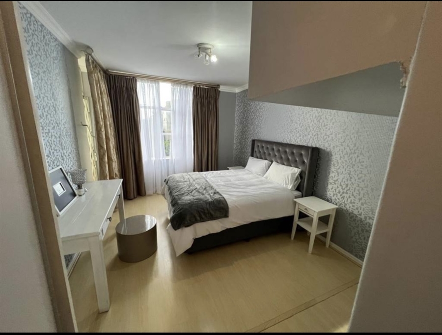 2 Bedroom Property for Sale in Sandton Central Gauteng