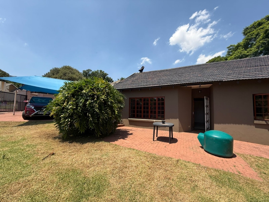 4 Bedroom Property for Sale in Berario Gauteng