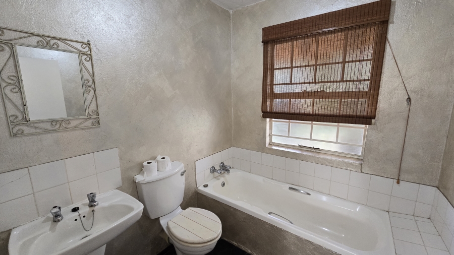 3 Bedroom Property for Sale in Sunninghill Gauteng