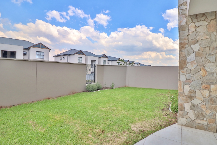 3 Bedroom Property for Sale in The Polofields Gauteng