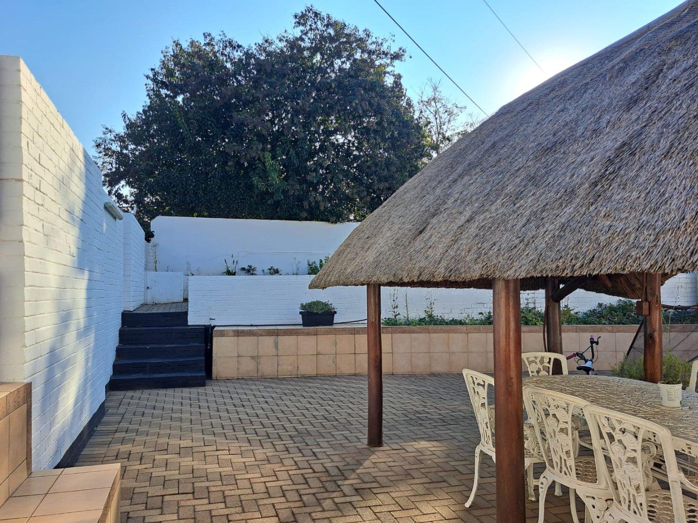 4 Bedroom Property for Sale in Claudius Gauteng
