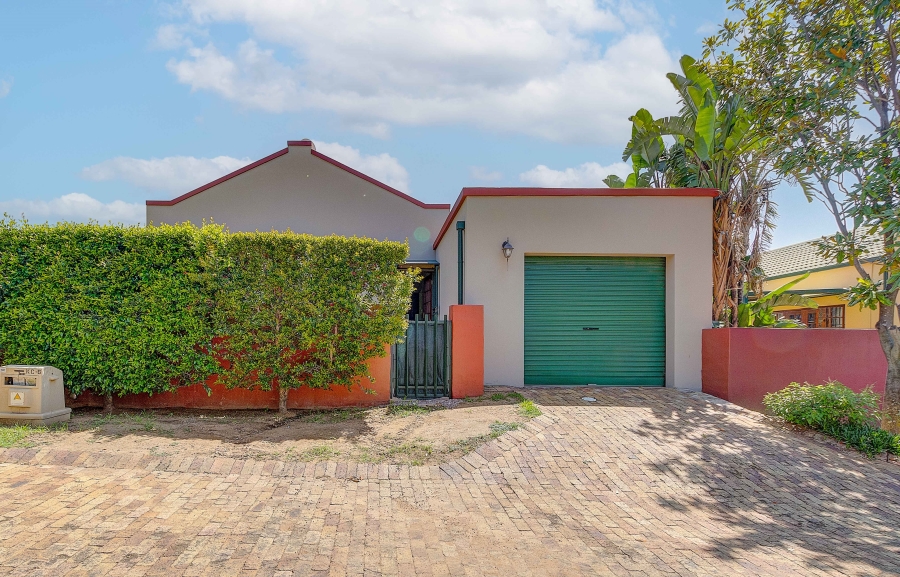 2 Bedroom Property for Sale in Halfway Gardens Gauteng