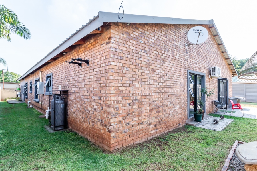 3 Bedroom Property for Sale in Waverley Gauteng