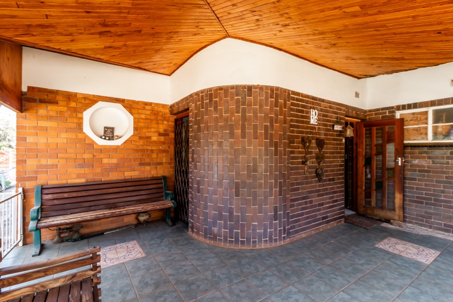 3 Bedroom Property for Sale in Waverley Gauteng