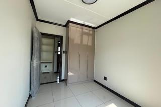 To Let 2 Bedroom Property for Rent in Blue Hills Gauteng