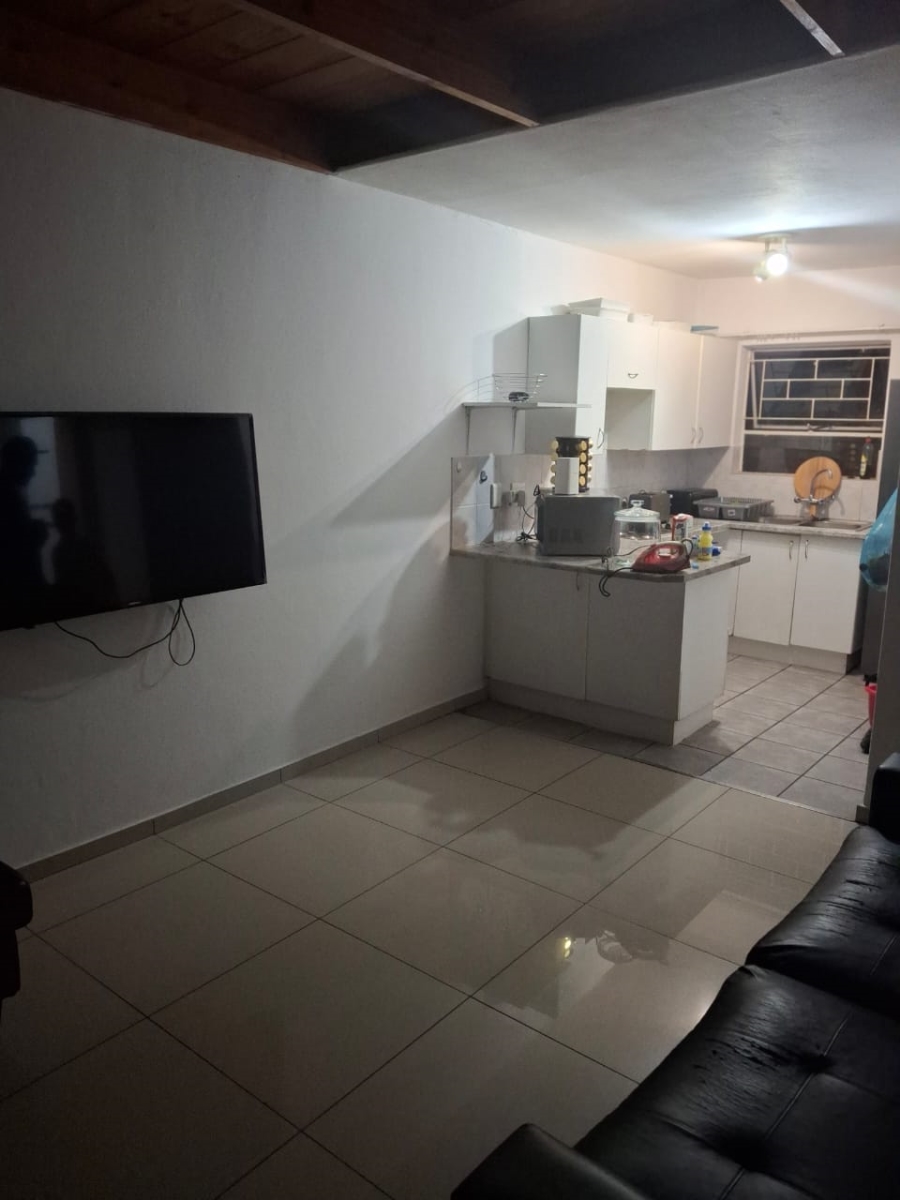 To Let 3 Bedroom Property for Rent in Weltevreden Gauteng