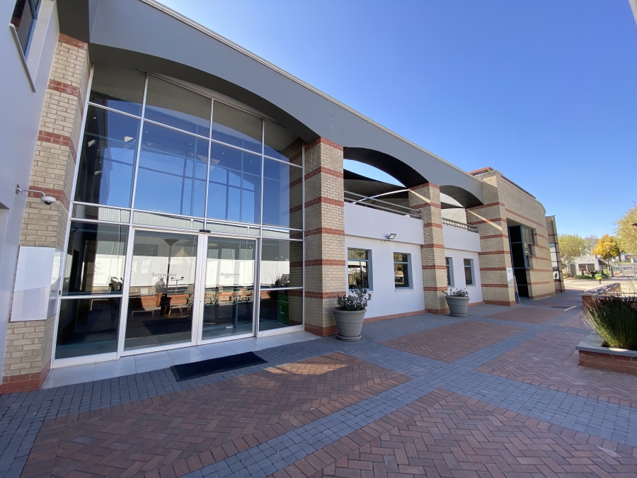 To Let commercial Property for Rent in Halfway House Gauteng