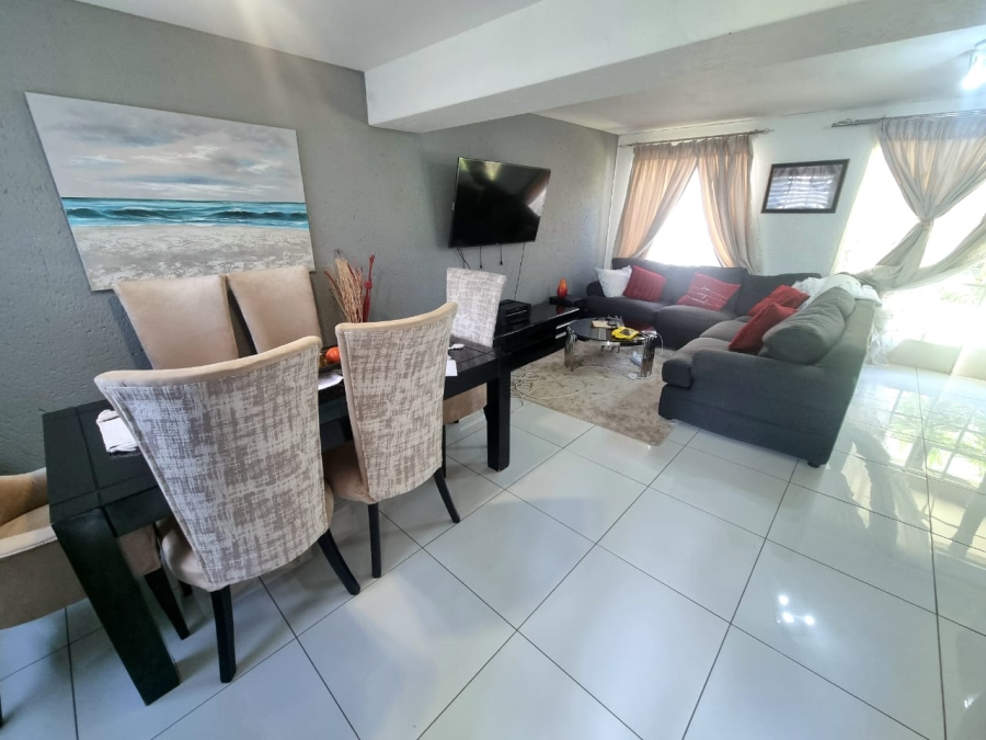 3 Bedroom Property for Sale in Bassonia Gauteng