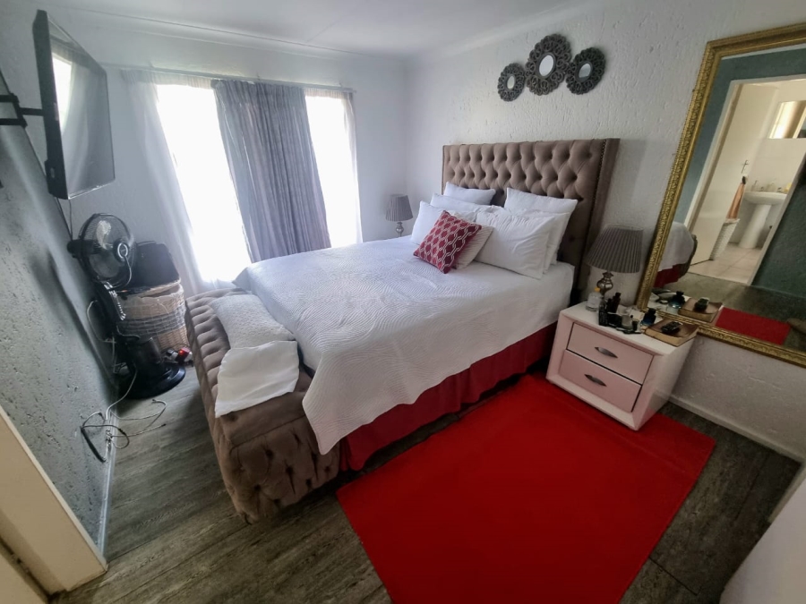 3 Bedroom Property for Sale in Bassonia Gauteng