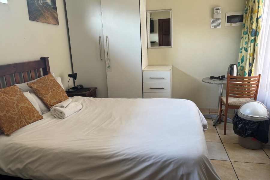 To Let 1 Bedroom Property for Rent in Witfield Gauteng