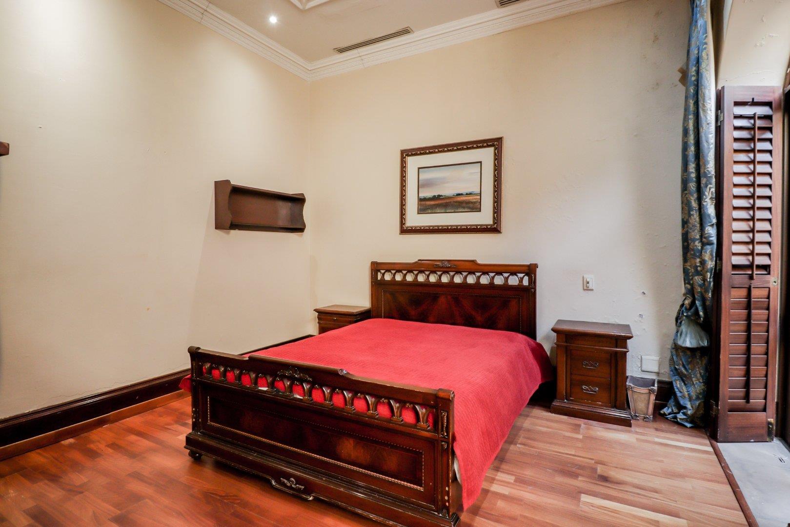 8 Bedroom Property for Sale in Claudius Gauteng