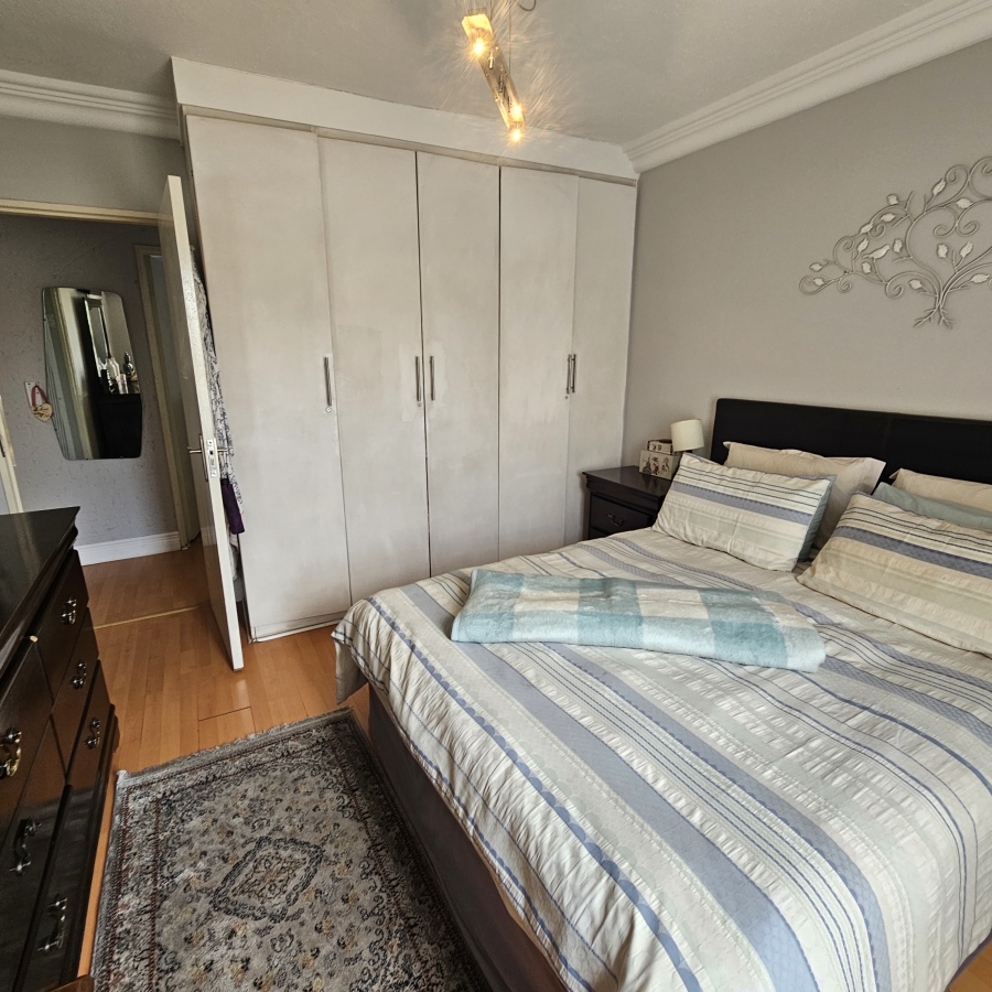 2 Bedroom Property for Sale in Marais Steyn Park Gauteng