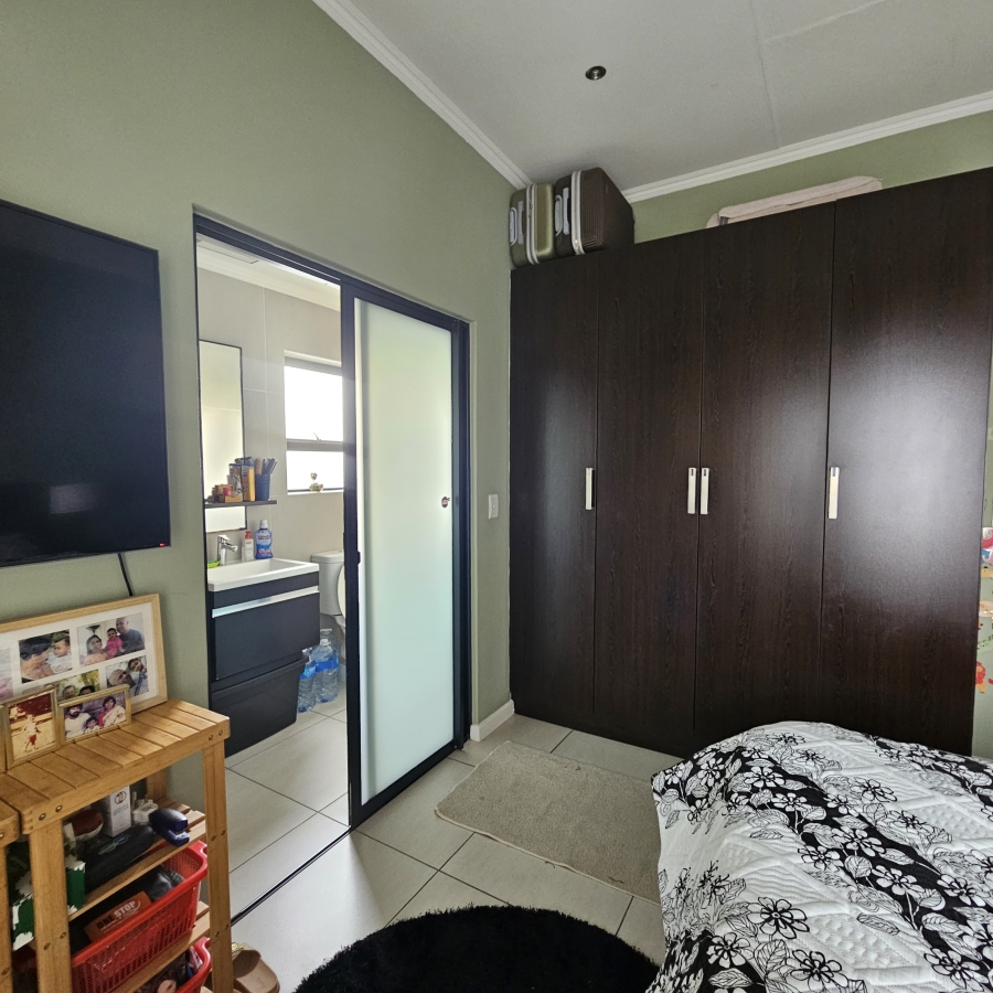 2 Bedroom Property for Sale in Greenstone Hill Gauteng