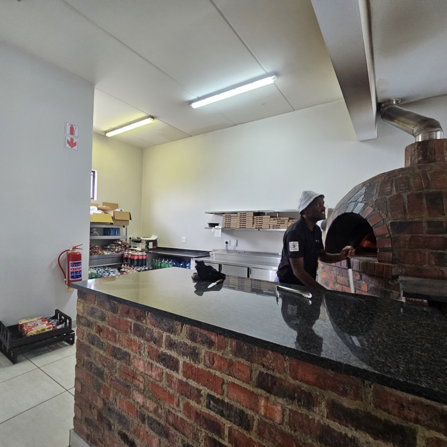 2 Bedroom Property for Sale in Greenstone Hill Gauteng