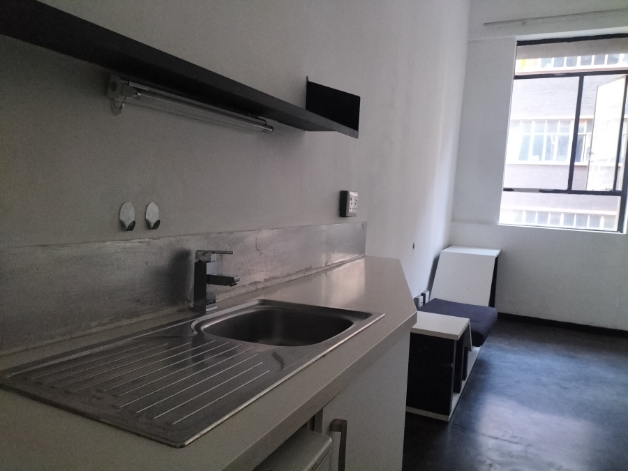 To Let 1 Bedroom Property for Rent in Maboneng Gauteng