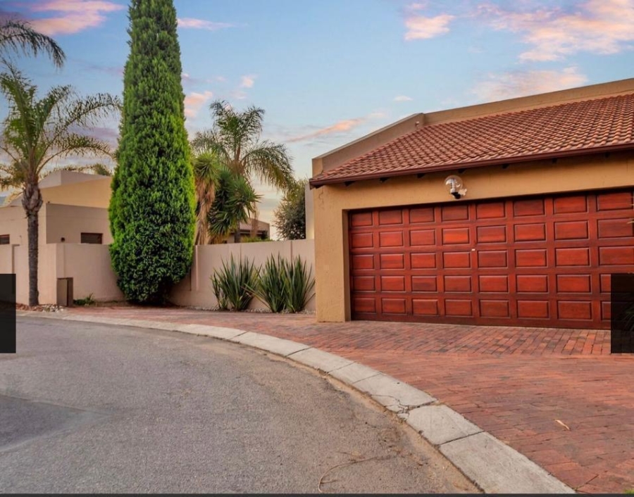 3 Bedroom Property for Sale in Fourways Gauteng