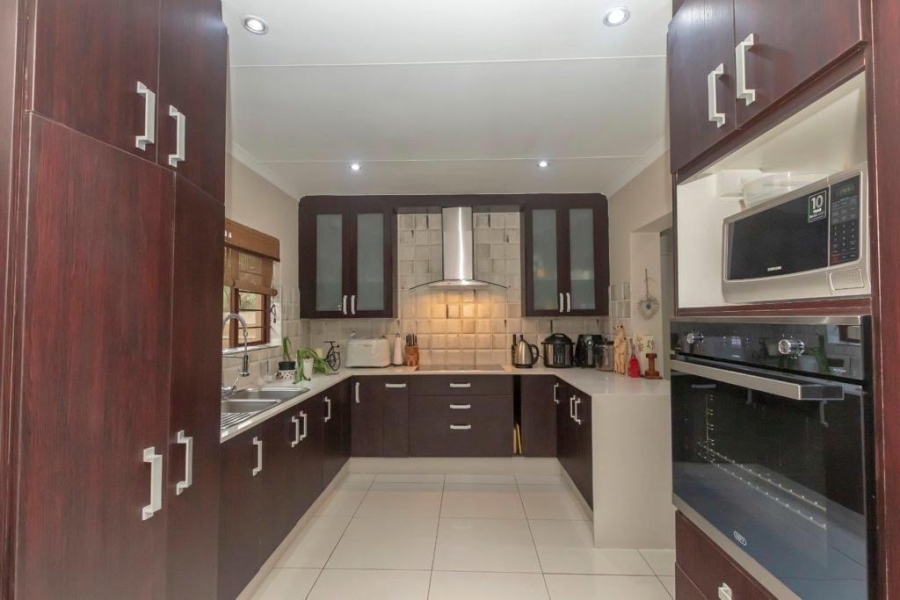 3 Bedroom Property for Sale in Fourways Gauteng