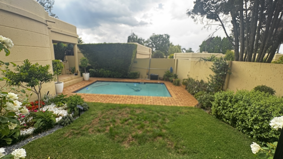 To Let 1 Bedroom Property for Rent in Beverley Gauteng