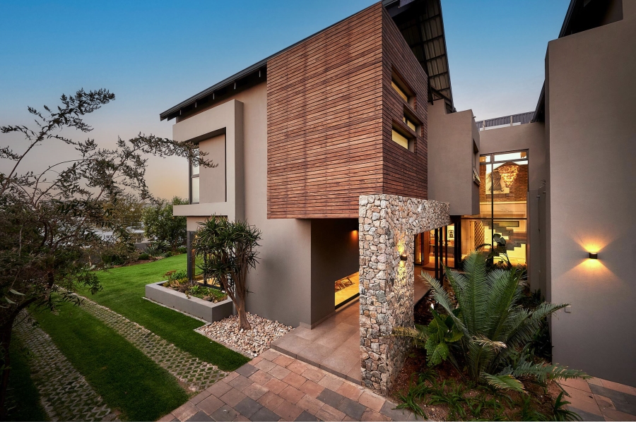 5 Bedroom Property for Sale in Waterfall Country Estate Gauteng