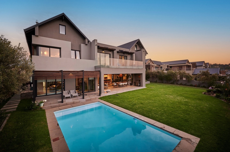 5 Bedroom Property for Sale in Waterfall Country Estate Gauteng