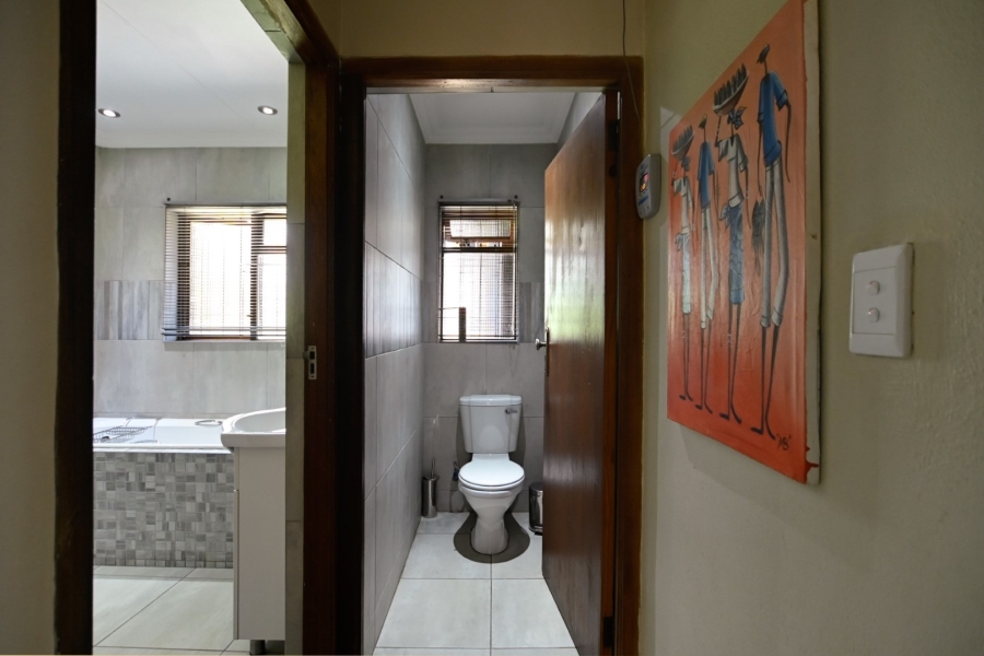 3 Bedroom Property for Sale in Florauna Gauteng