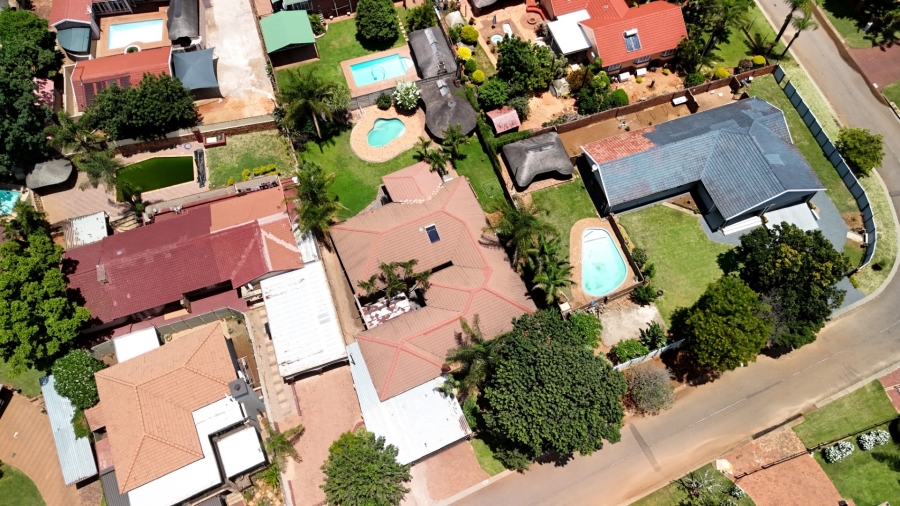 3 Bedroom Property for Sale in Florauna Gauteng