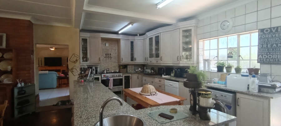 4 Bedroom Property for Sale in Casseldale Gauteng