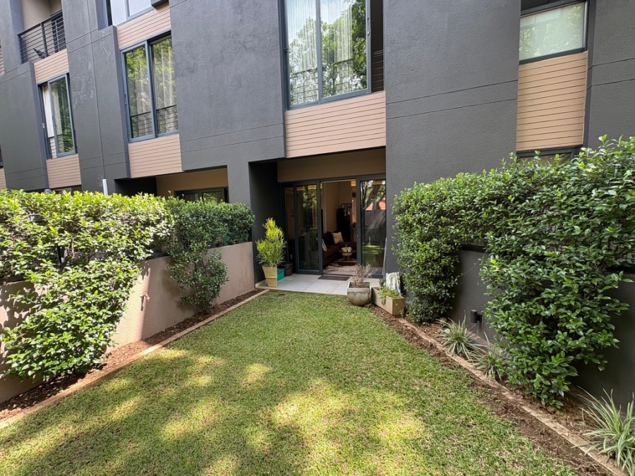 To Let 2 Bedroom Property for Rent in Rosebank Gauteng