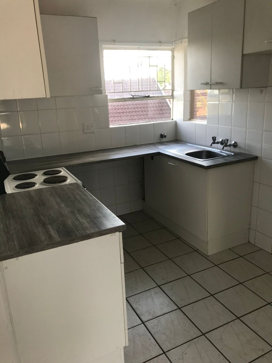 1 Bedroom Property for Sale in Pomona Gauteng